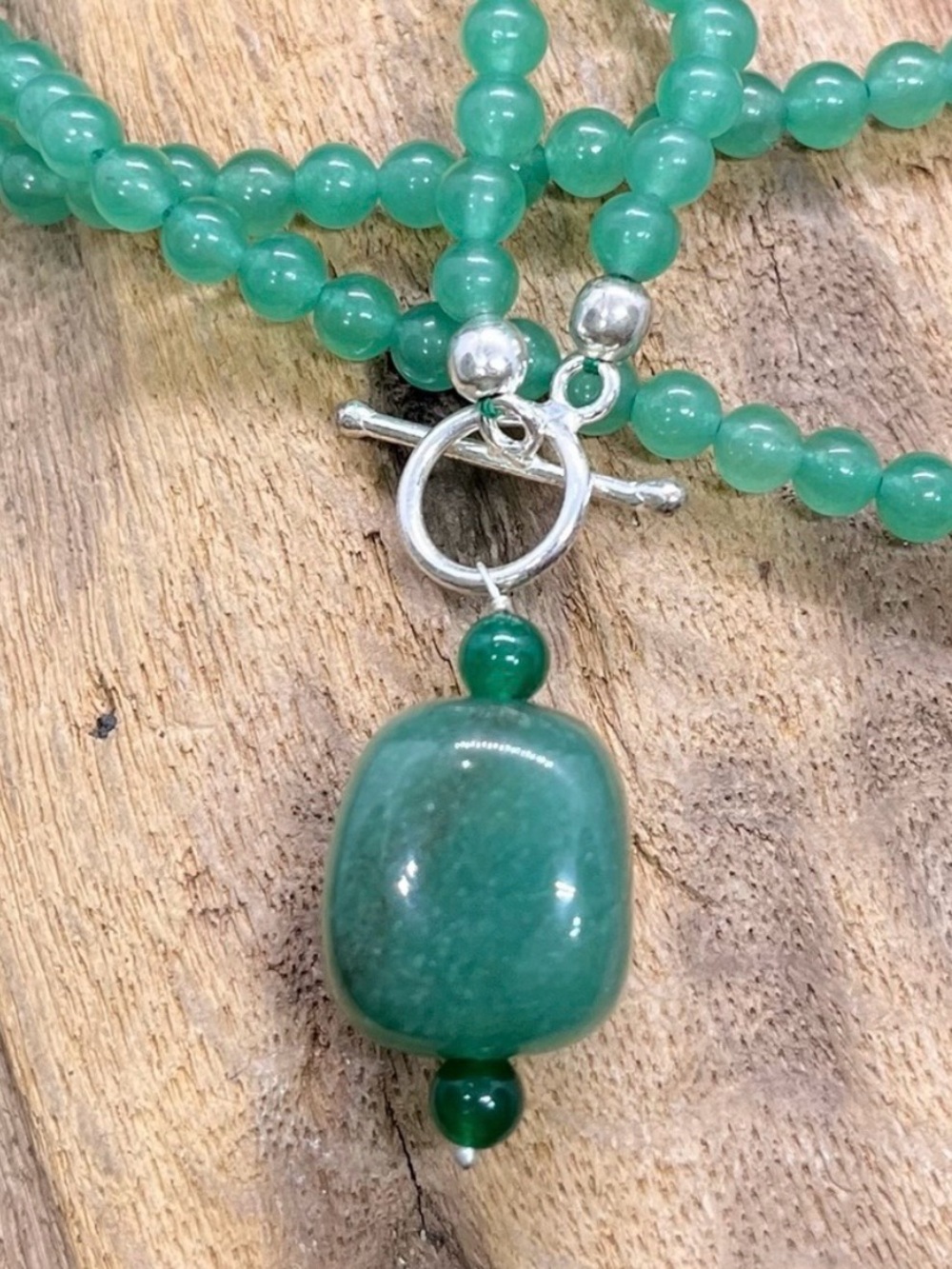 🌼NWOT🌼 Green Aventurine Beaded Necklace With Sterling Silver Toggle Closure